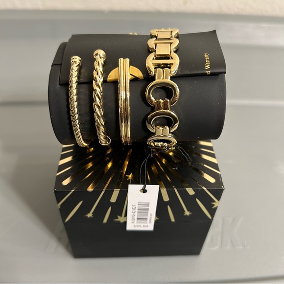 Brand New Adrienne Vittadini Watch & Bracelets main image 9